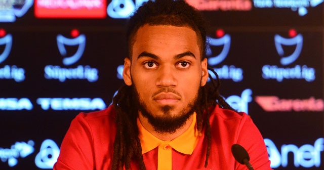 Denayer: &#039;Tudor karar verirse sol bekte oynarım&#039;