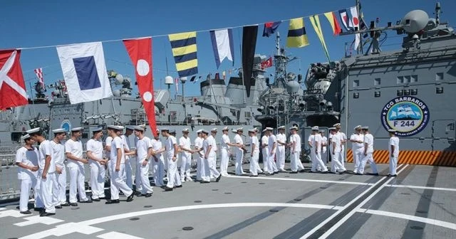 Donanma Komutanlığı'nda bayram sevinci