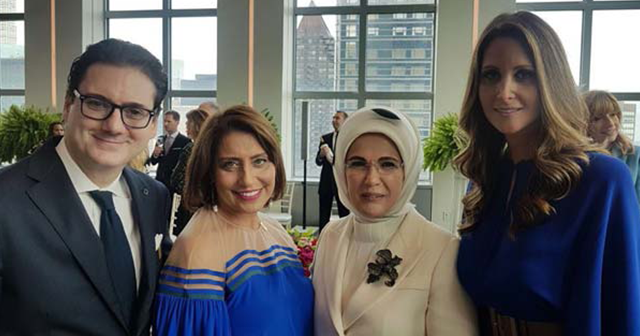 Emine Erdoğan, Melania Trump&#039;ın yemek davetine katıldı