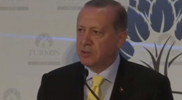 Erdoğan&#039;dan TÜRKEN Vakfı&#039;nda önemli açıklamalar