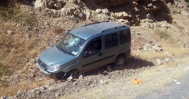 Hakkari’de trafik kazası 1 ölü, 4 yaralı