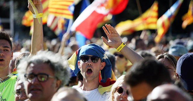 Katalonya krizinde gerginlik artıyor