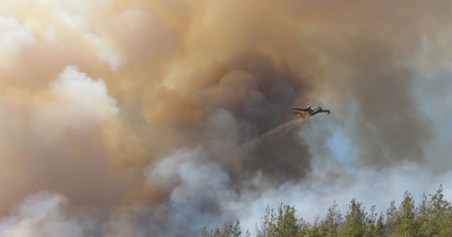 Kumluca’daki yangın kuzeybatı yönüne ilerliyor