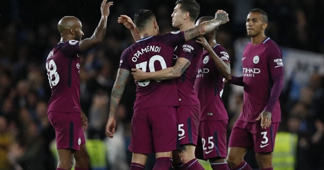 Manchester City, Chelsea&#039;yı tek golle geçti