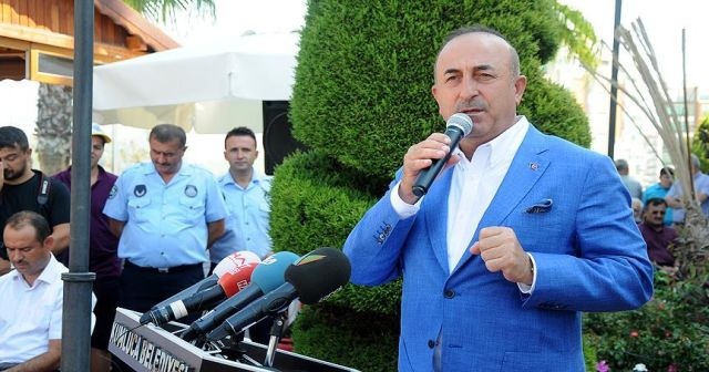 Mevlüt Çavuşoğlu: Diğer liderlerle toplantı yapıp Arakan'daki katliamı çözmemiz lazım