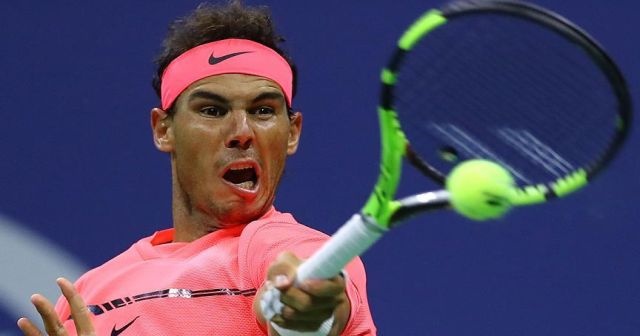 Nadal ve Federer dördüncü tura yükseldi