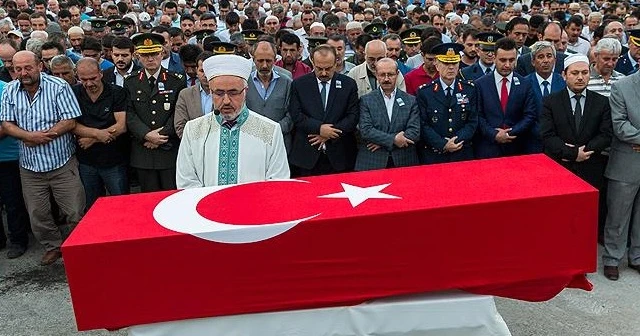 Şehitlerimiz son yolculuğuna uğurlandı