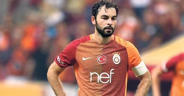 Taraftar Selçuk İnan'a sırtını döndü