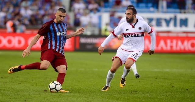 Trabzonspor 3 puanı 3 golle aldı