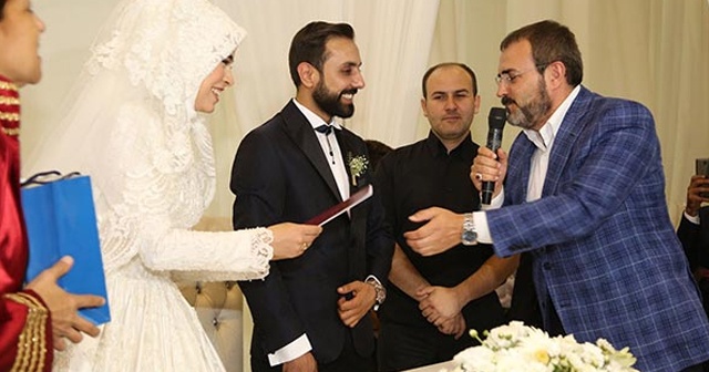 AK Parti Genel Başkan Yardımcısı Ünal nikah şahidi oldu