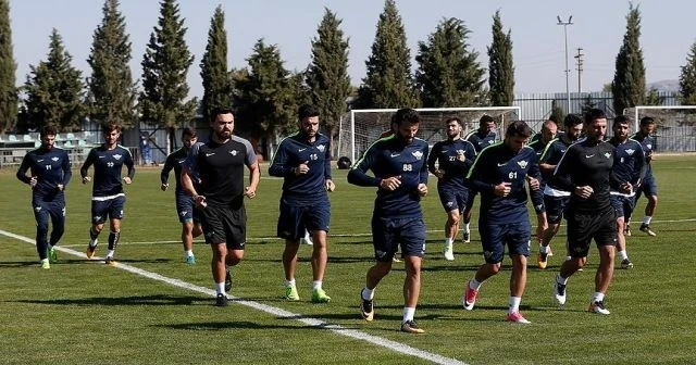 Akhisarspor İstanbul deplasmanında