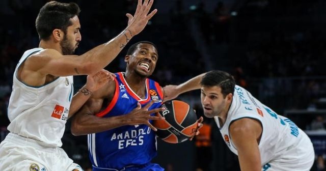 Anadolu Efes&#039;ten tatsız başlangıç