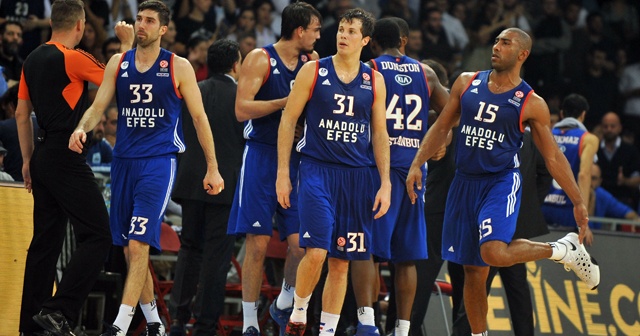 Anadolu Efes, THY Avrupa Ligi&#039;nde perdeyi açıyor