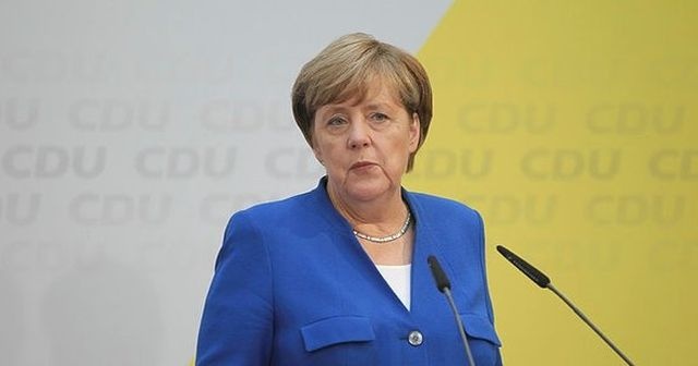 Angela Merkel&#039;den flaş Türkiye açıklaması