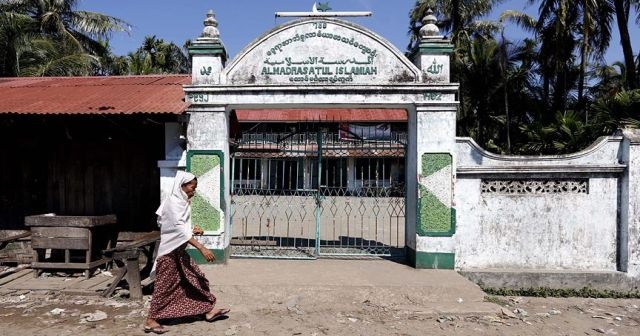 Arakan&#039;da camilere saldırı