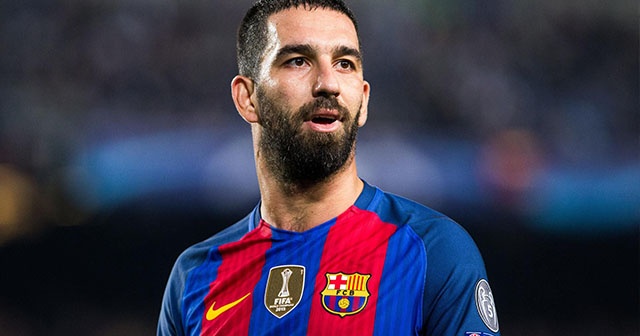 Arda Turan için flaş iddia... Futbolu bırakacak!