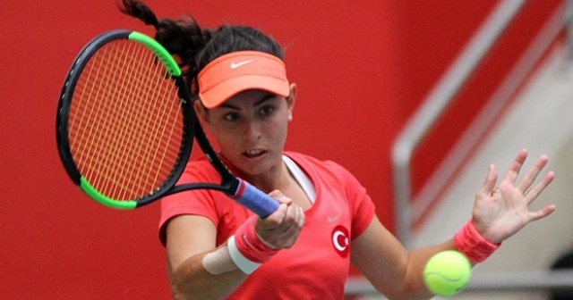 Ayla Aksu Nijerya&#039;da ITF turnuvasında zirvede