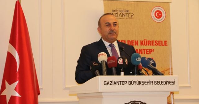 Bakan Çavuşoğlu &#039;Yerelden Küresele Gaziantep&#039; konulu toplantıya katıldı