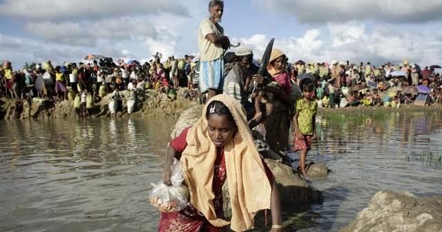 Bangladeş’e sığınan Müslümanlarının sayısı 600 bini aştı