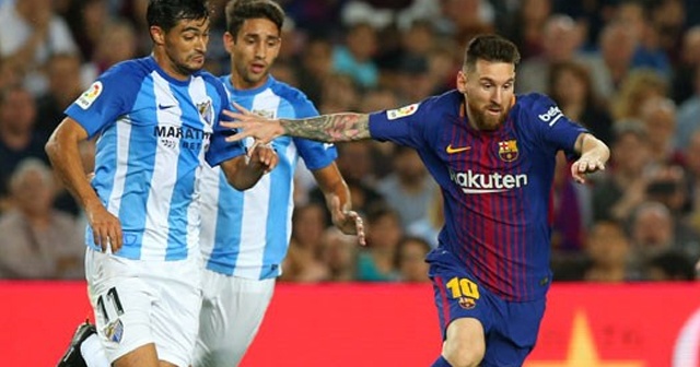 Barcelona, Malaga&#039;yı 2 golle geçti