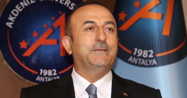 Çavuşoğlu&#039;ndan kritik referandum açıklaması