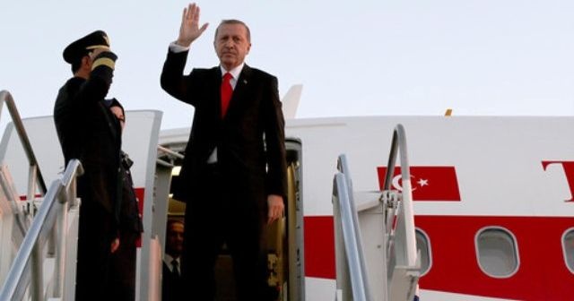 Cumhurbaşkanı Erdoğan, Azerbaycan&#039;a gitti