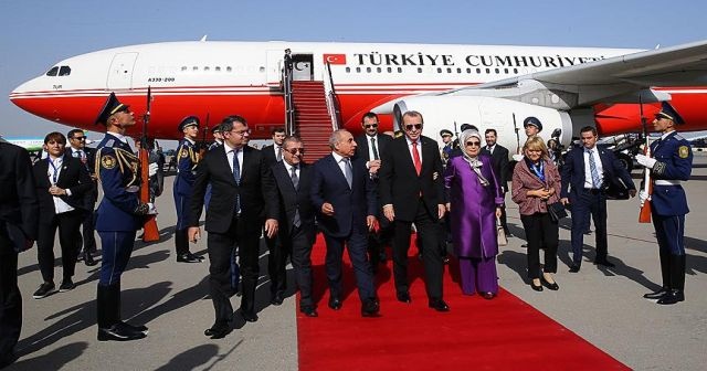 Cumhurbaşkanı Erdoğan Bakü&#039;de