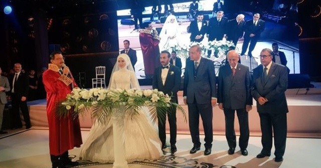 Cumhurbaşkanı Erdoğan nikah şahidi oldu