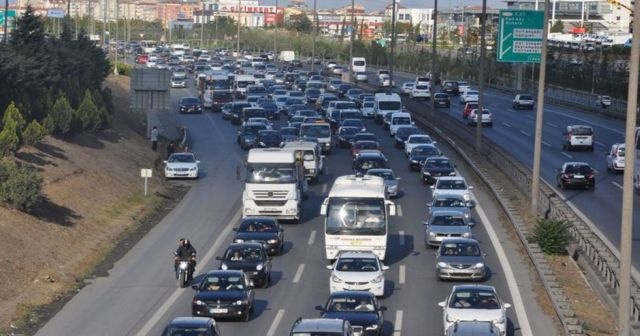 Dikkat! İstanbul&#039;da bazı yollar trafiğe kapatılacak