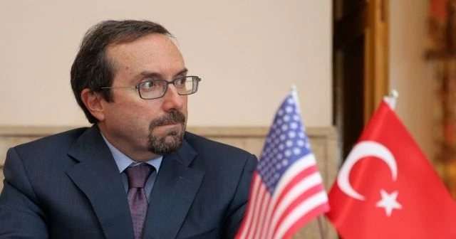 'John Bass vize kararını tek başına aldı'