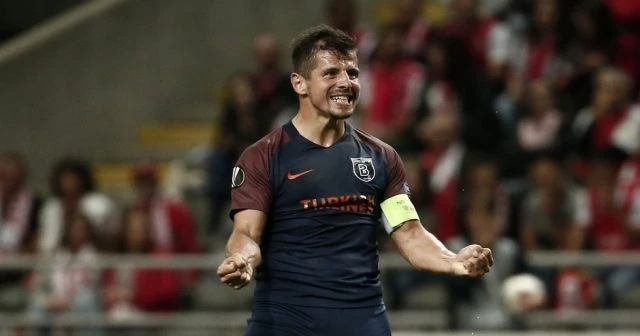 Emre Belözoğlu, Avrupa Ligi'ne damga vurdu!