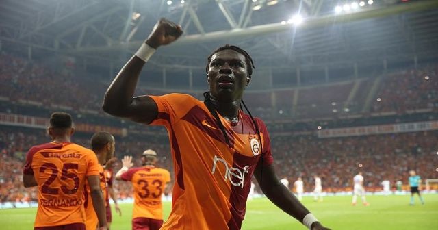 Galatasaray&#039;da gözler Gomis&#039;te