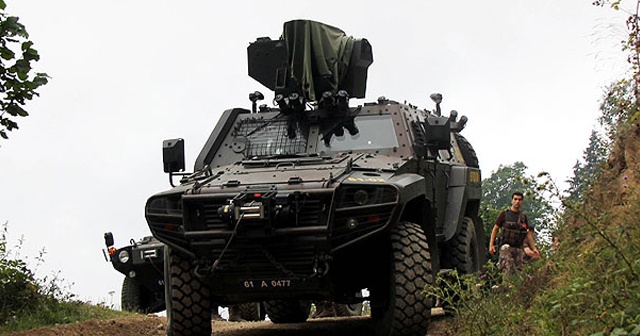 Giresun&#039;da yakalanan terörist yer gösterdi, sığınaklar bulundu