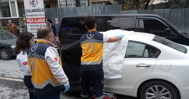 Kadıköy&#039;de bir kadın araç içerisinde öldürüldü