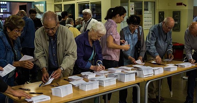 Katalonya&#039;daki referandum girişimine müdahale
