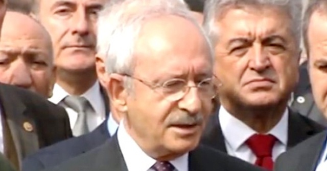 Kılıçdaroğlu&#039;ndan Deniz Baykal&#039;a ziyaret