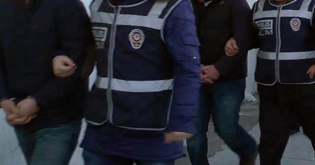 Kocaeli merkezli 13 ilde FETÖ&#039;nün TSK yapılanmasına operasyon: 21 gözaltı