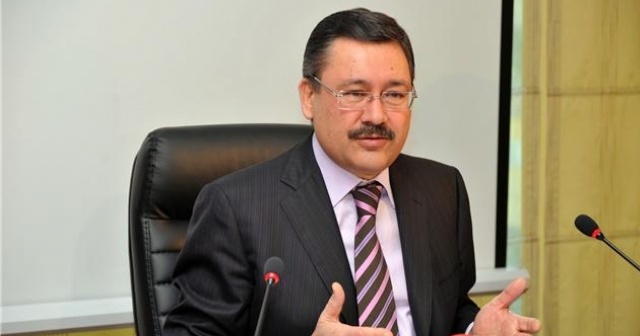 Melih Gökçek istifa mı etti, Gökçek görevden mi alındı Son Dakika gelişmesi