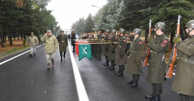 Orgeneral Akar Diyarbakır ve Hatay’da incelemelerde bulundu