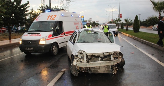 Şanlıurfa&#039;da otomobil takla attı: 4 yaralı