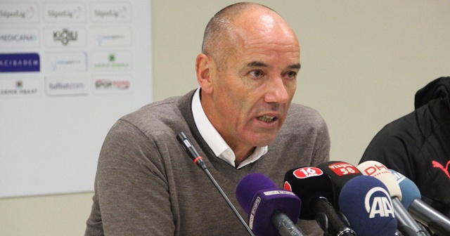 Paul Le Guen 1 puandan memnun