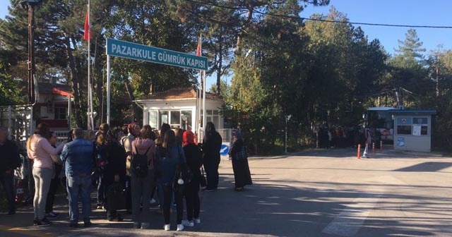 Pazarkule’den geçişler yeniden başladı