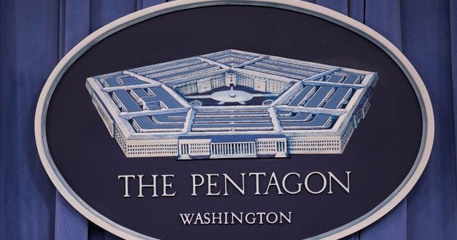 Pentagon: Rakka&#039;da Öcalan&#039;ın posterinin açılmasını kınıyoruz