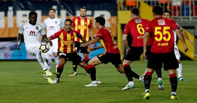 Süper Lig&#039;de 7 haftanın en yaşlısı Göztepe