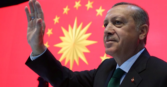 Türkiye&#039;nin en sevilen lideri Recep Tayyip Erdoğan