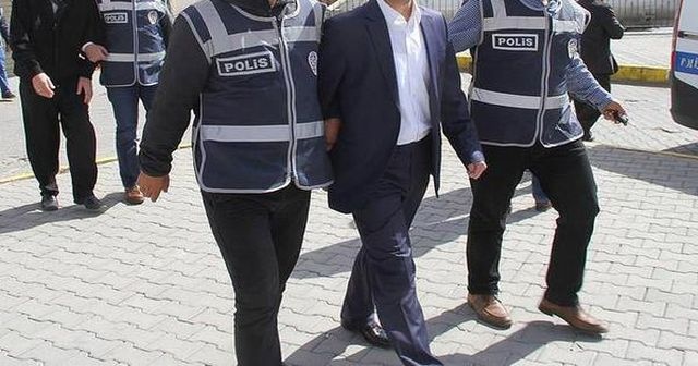 Uşak&#039;ta FETÖ/PDY’den 10 kişi tutuklandı