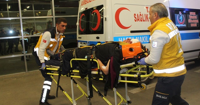 Adıyaman’da 2 otomobil çarpıştı: 8 yaralı