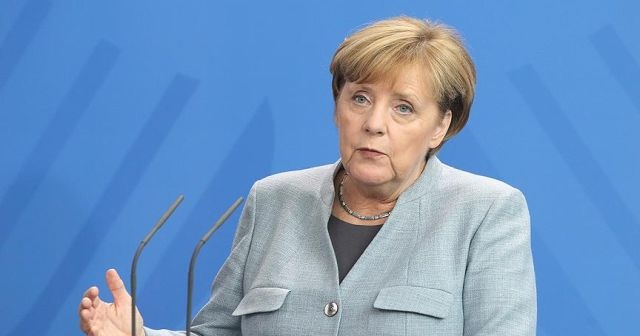 Almanya Başbakanı Merkel: SPD ile görüşmeye hazırız