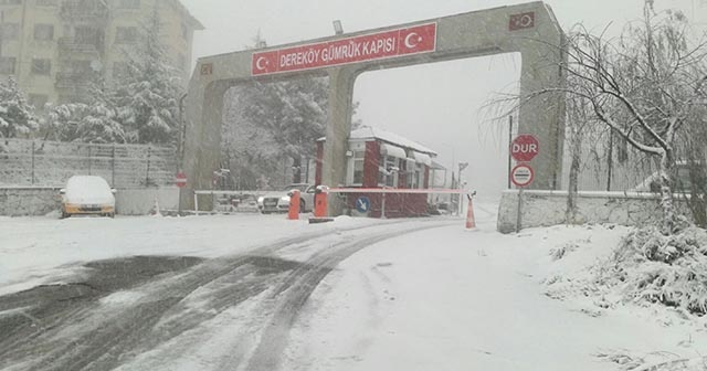 Balkanlardan gelen kar Dereköy'den giriş yaptı