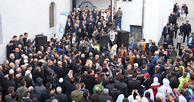 Başbakan Yardımcısı Çavuşoğlu doğduğu köyde böyle karşılandı